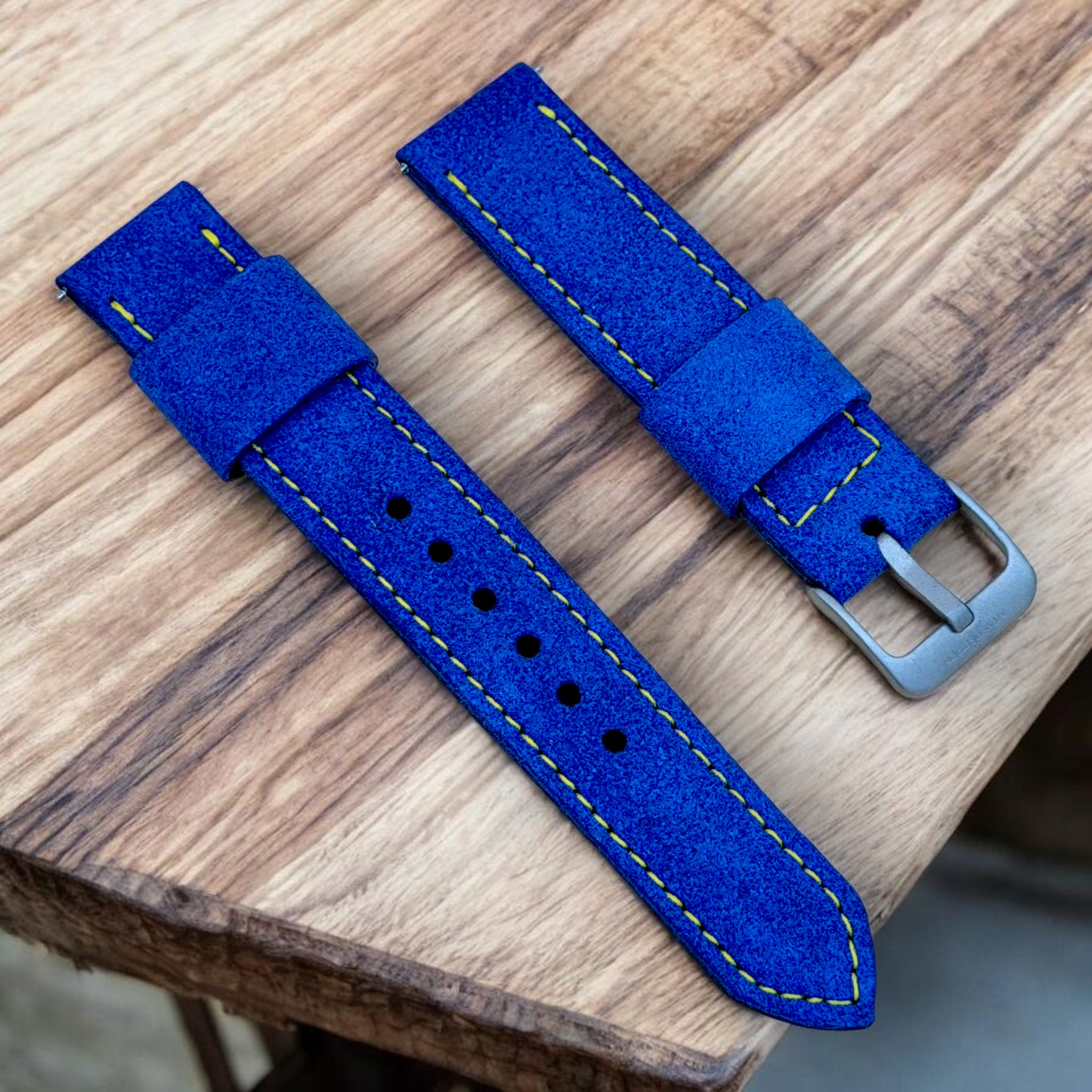 STEVEOSTRAPS | Blue Suede Dandelion Stitch