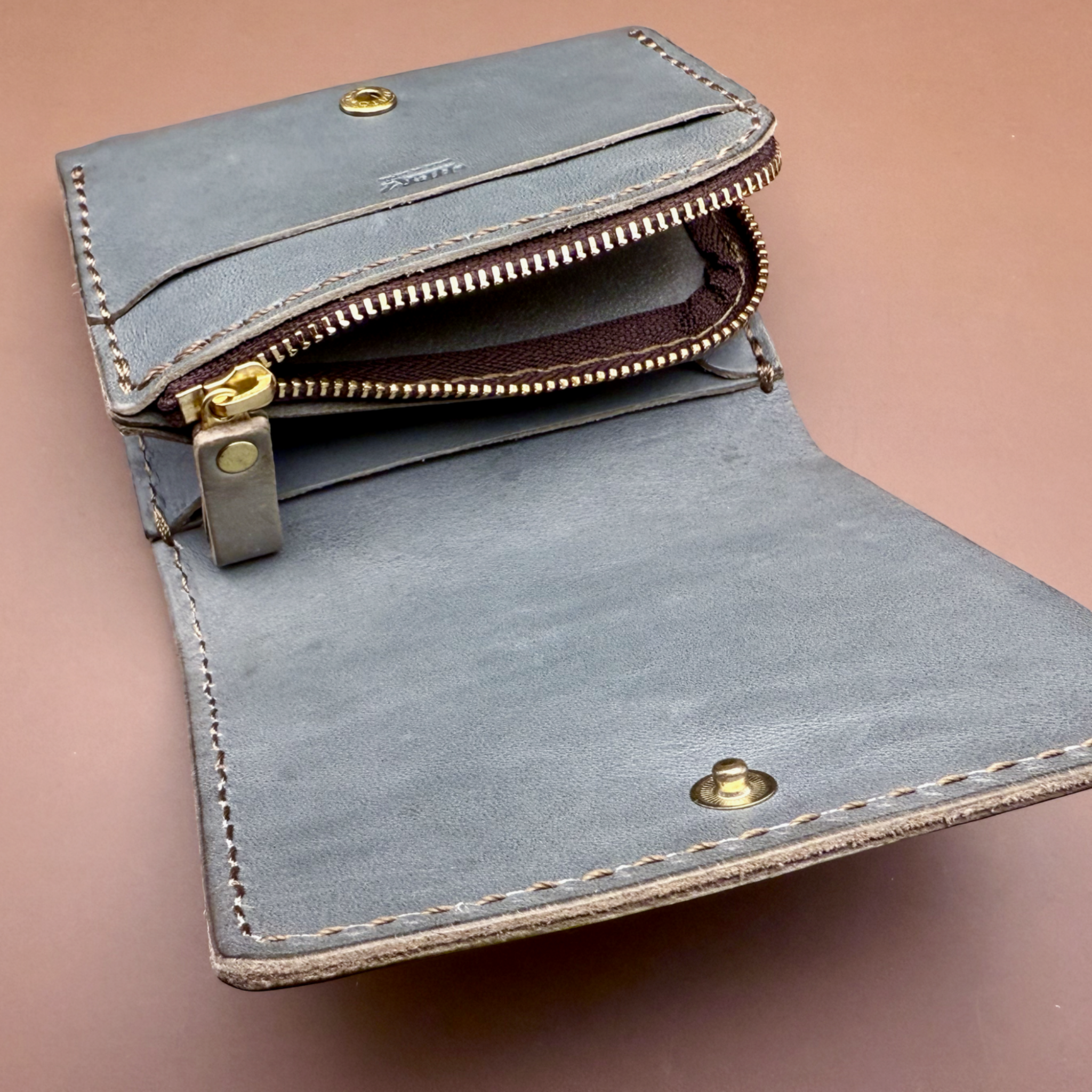 HERZ | Ivy Grey Bi-Fold Wallet – Japanese Handmade Leather Wallet with Coin Pouch_Limited Edition (NSA-135)