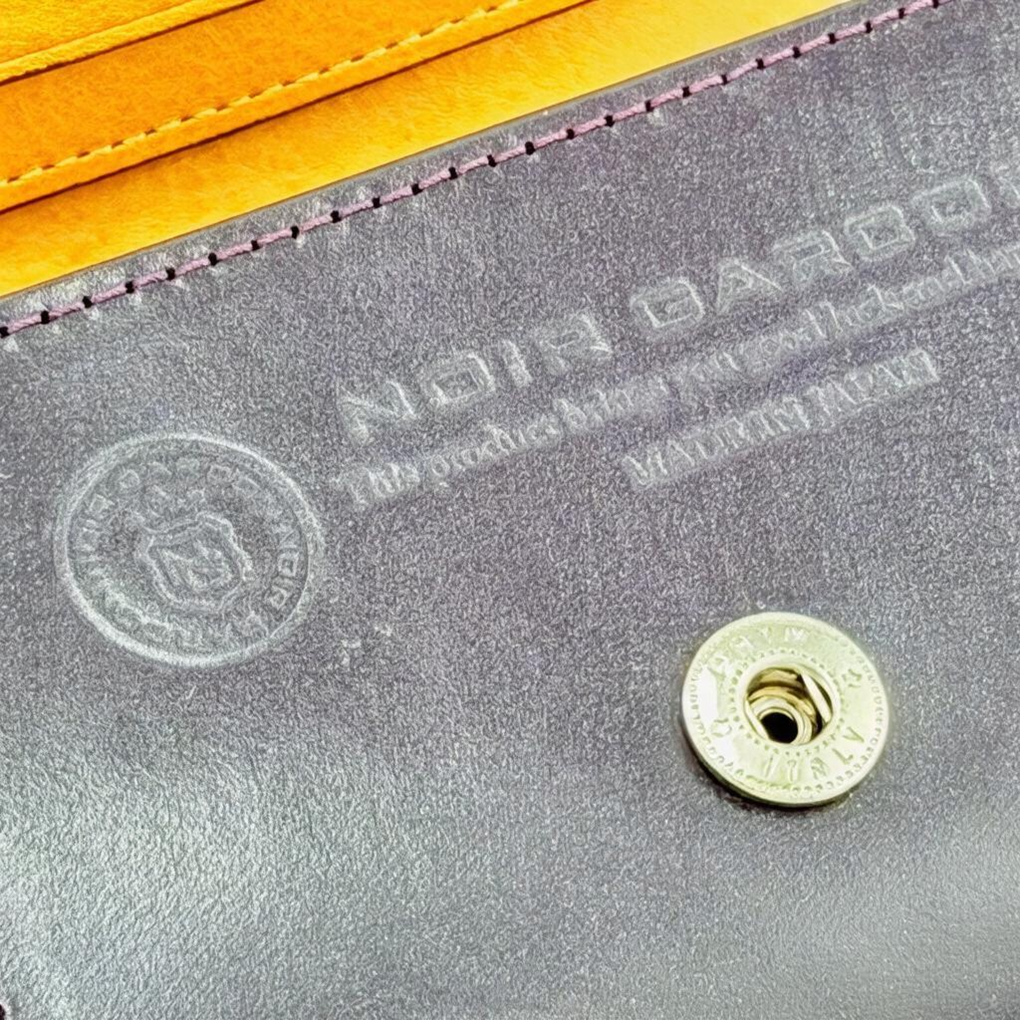 NOIR GARCON Tri-Fold Wallet — Bridle Leather — Compact Capacity — 10.9 × 7.8cm