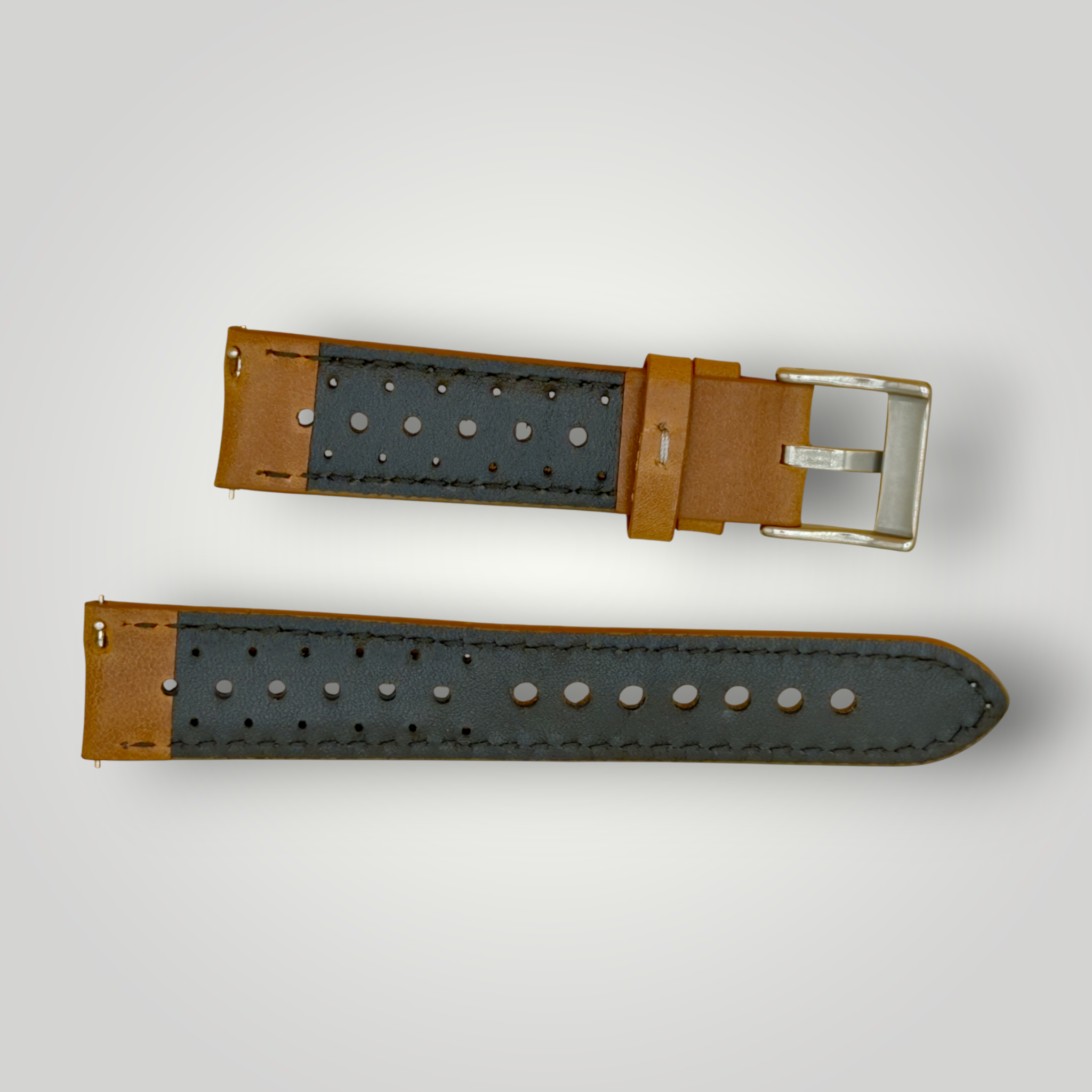 Watchandstrapco | The Monte Carlo：穿孔皮革賽車錶帶 - 復古棕