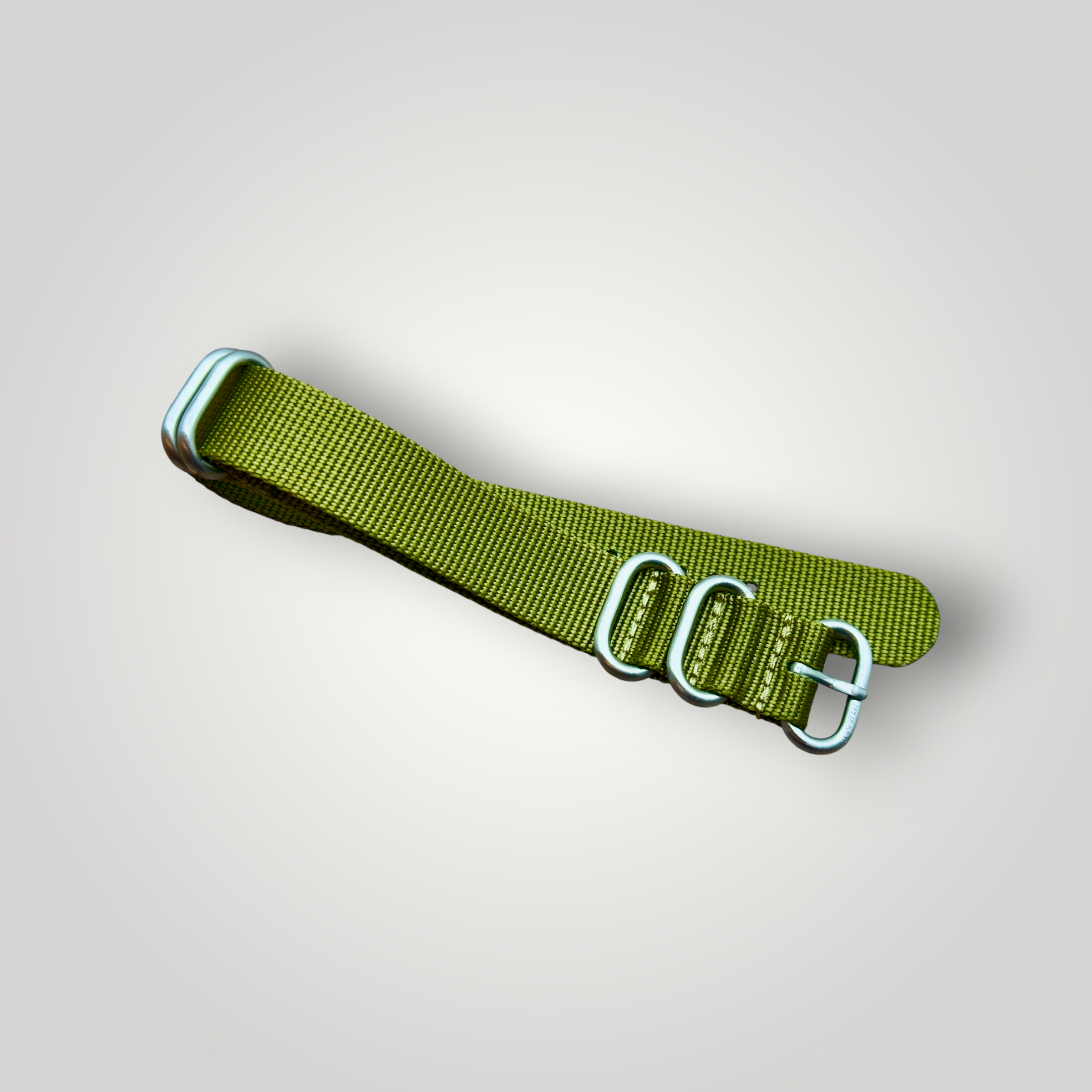 ZULUDIVER | 1973 British Military Nylon Watch Strap – Zulu - Khaki / Olive Green / Classic Bond