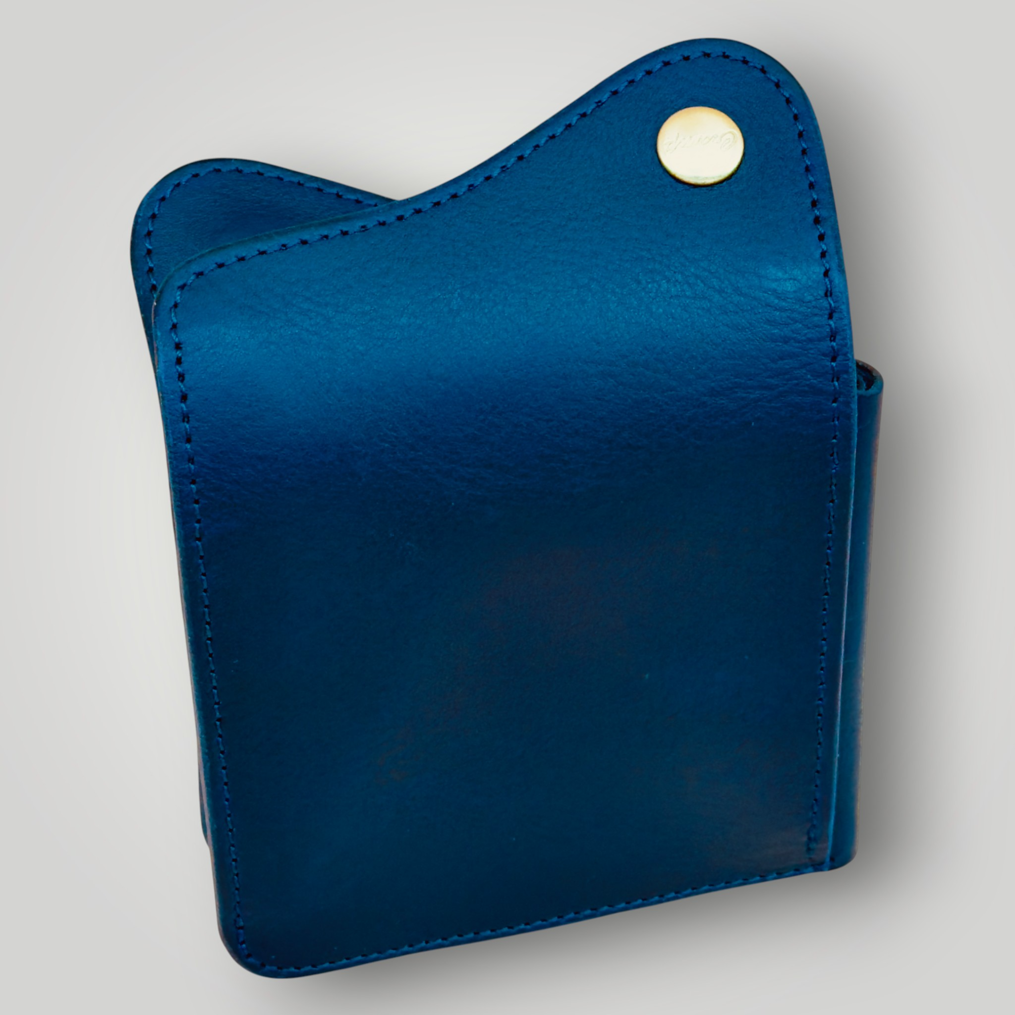 IKENOHATA GINKAWATEN 池之端銀革店｜Cramp クランプ｜イタリアンシュリンクレザー ダブルフラップ二つ折りウォレット｜ブルー